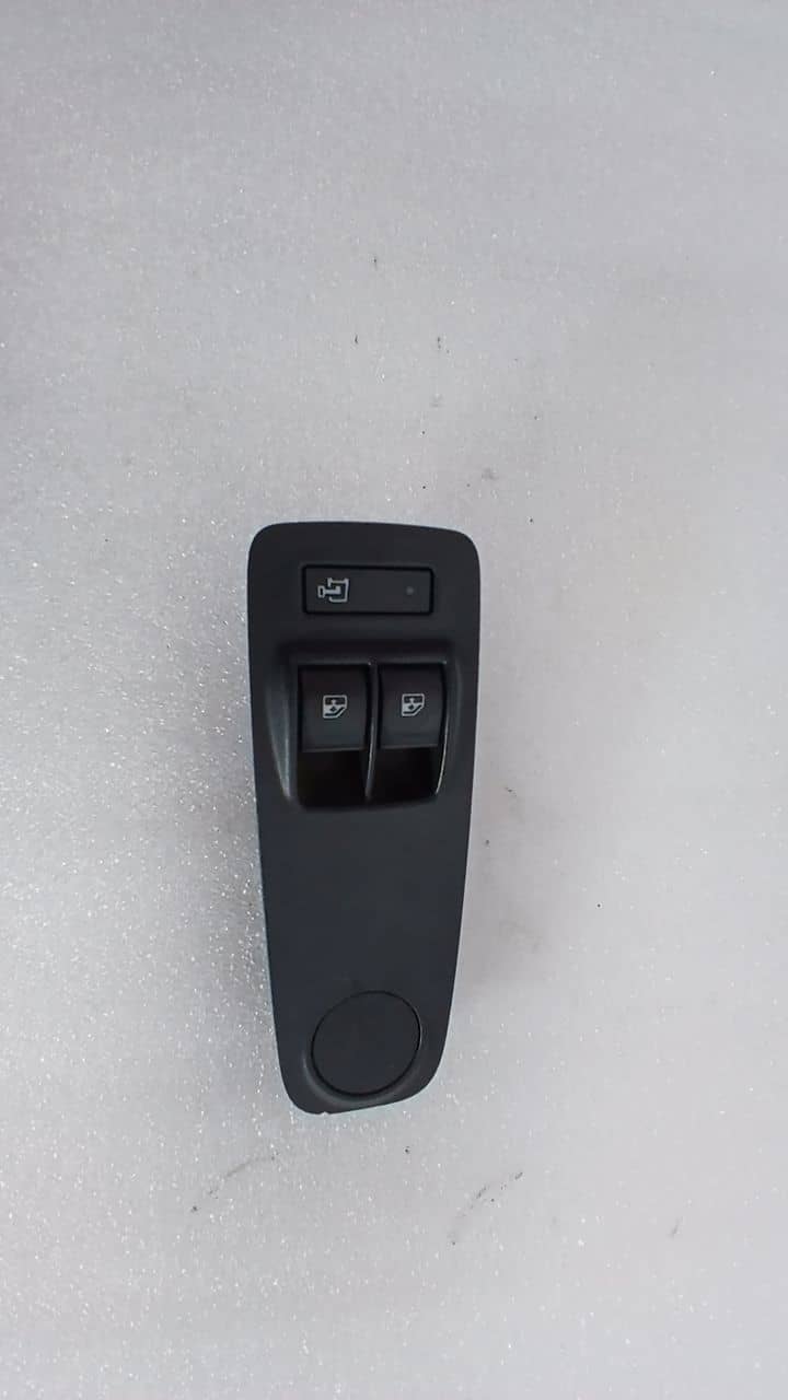MANDO ELEVALUNAS DELANTERO IZQUIERDO