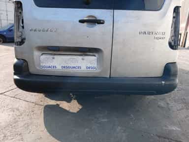 PARAGOLPES TRASERO