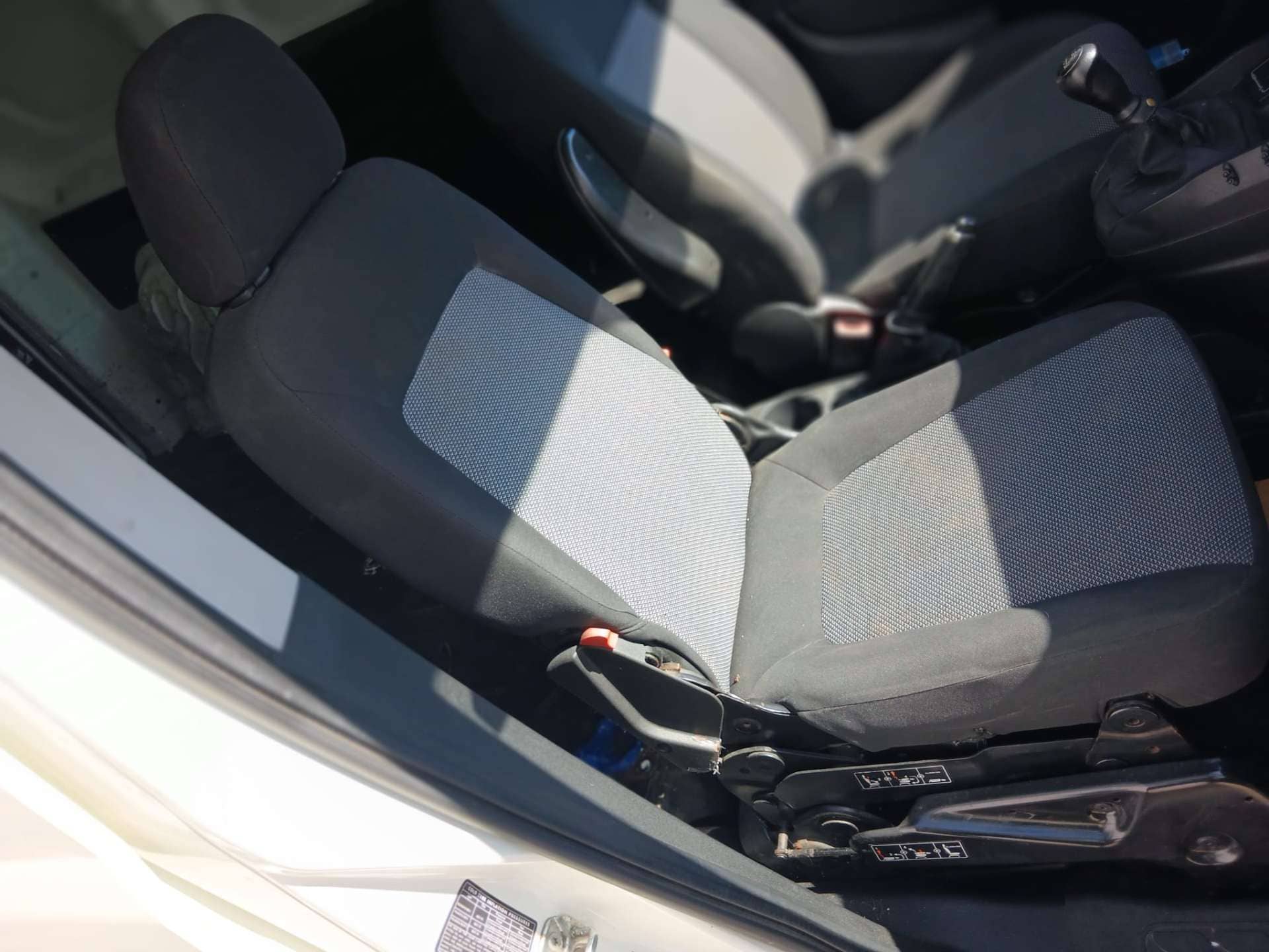ASIENTO DELANTERO DERECHO