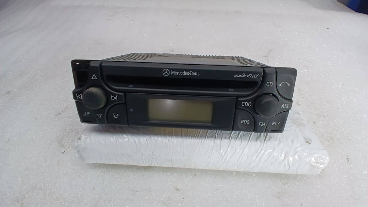 SISTEMA AUDIO / RADIO CD