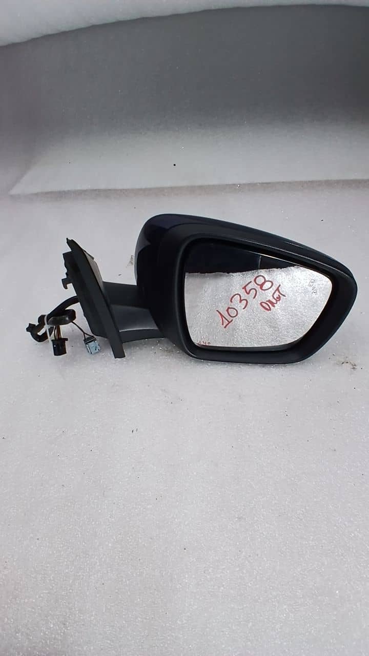 RETROVISOR DERECHO