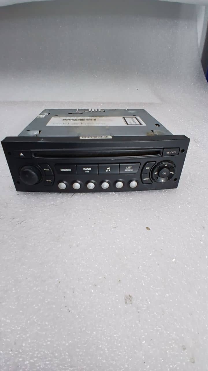 SISTEMA AUDIO / RADIO CD