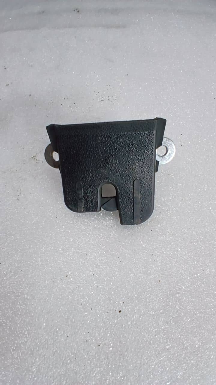 CERRADURA MALETERO / PORTON
