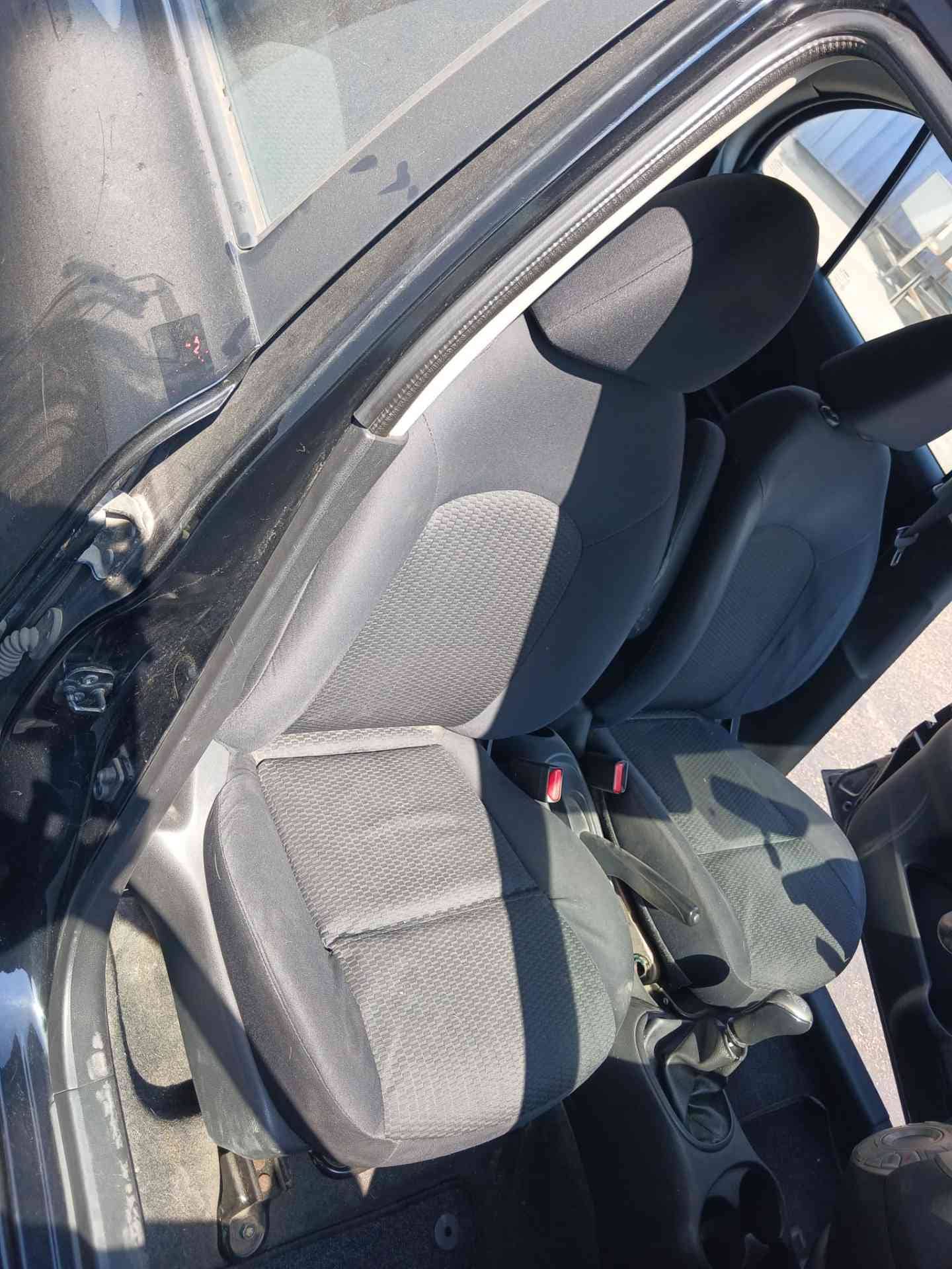 ASIENTO DELANTERO DERECHO