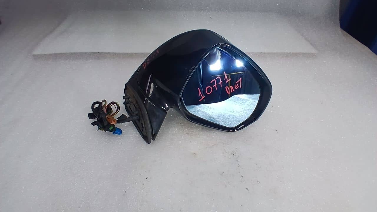RETROVISOR DERECHO