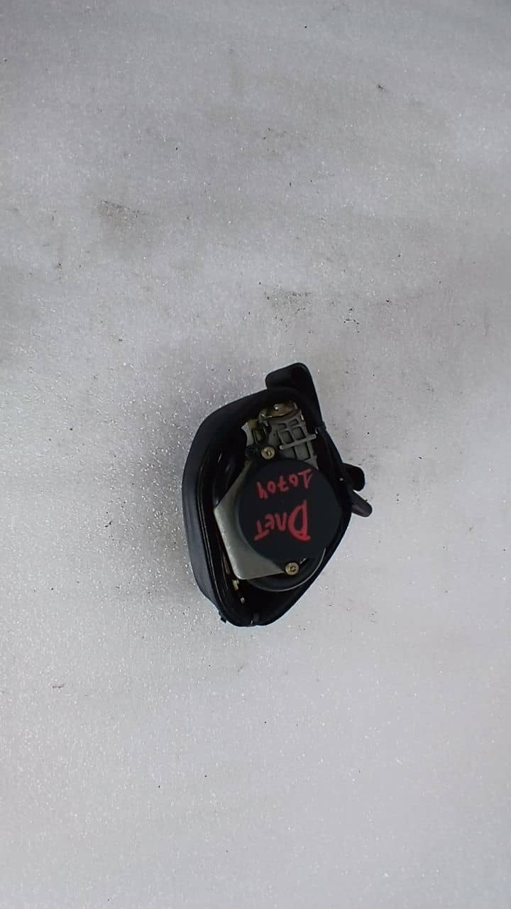 CINTURON SEGURIDAD DELANTERO DERECHO