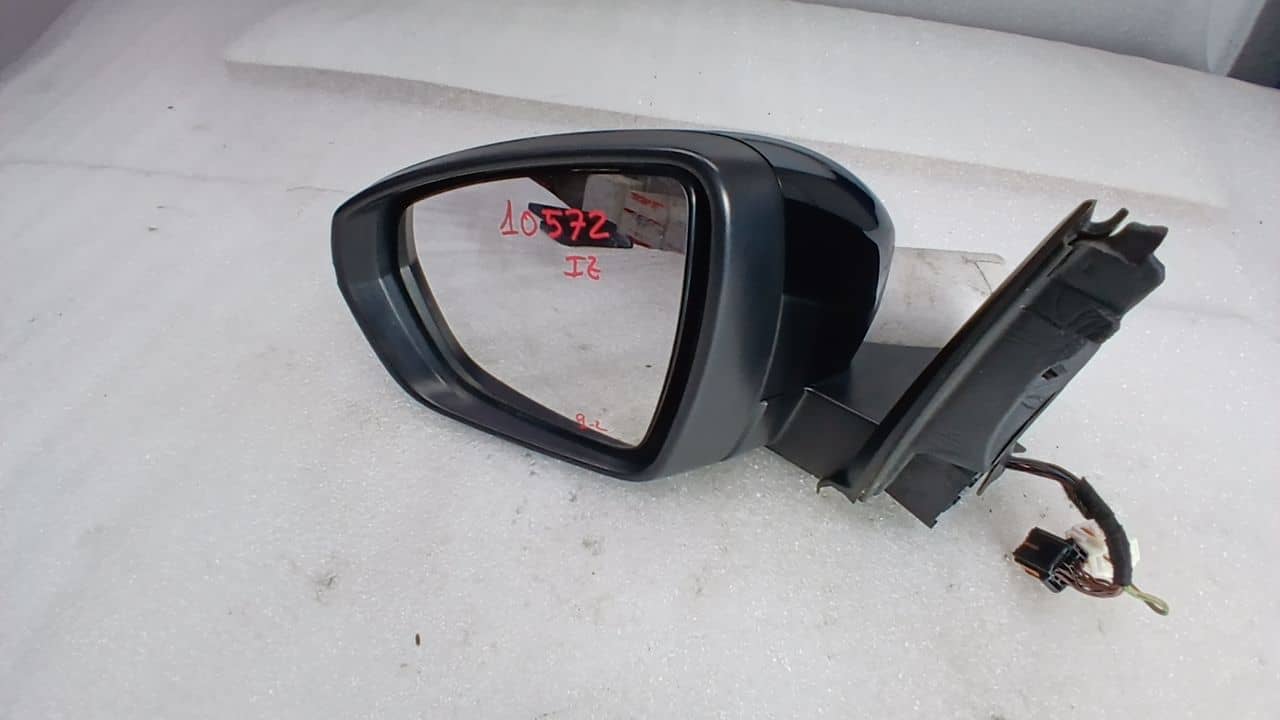 RETROVISOR IZQUIERDO