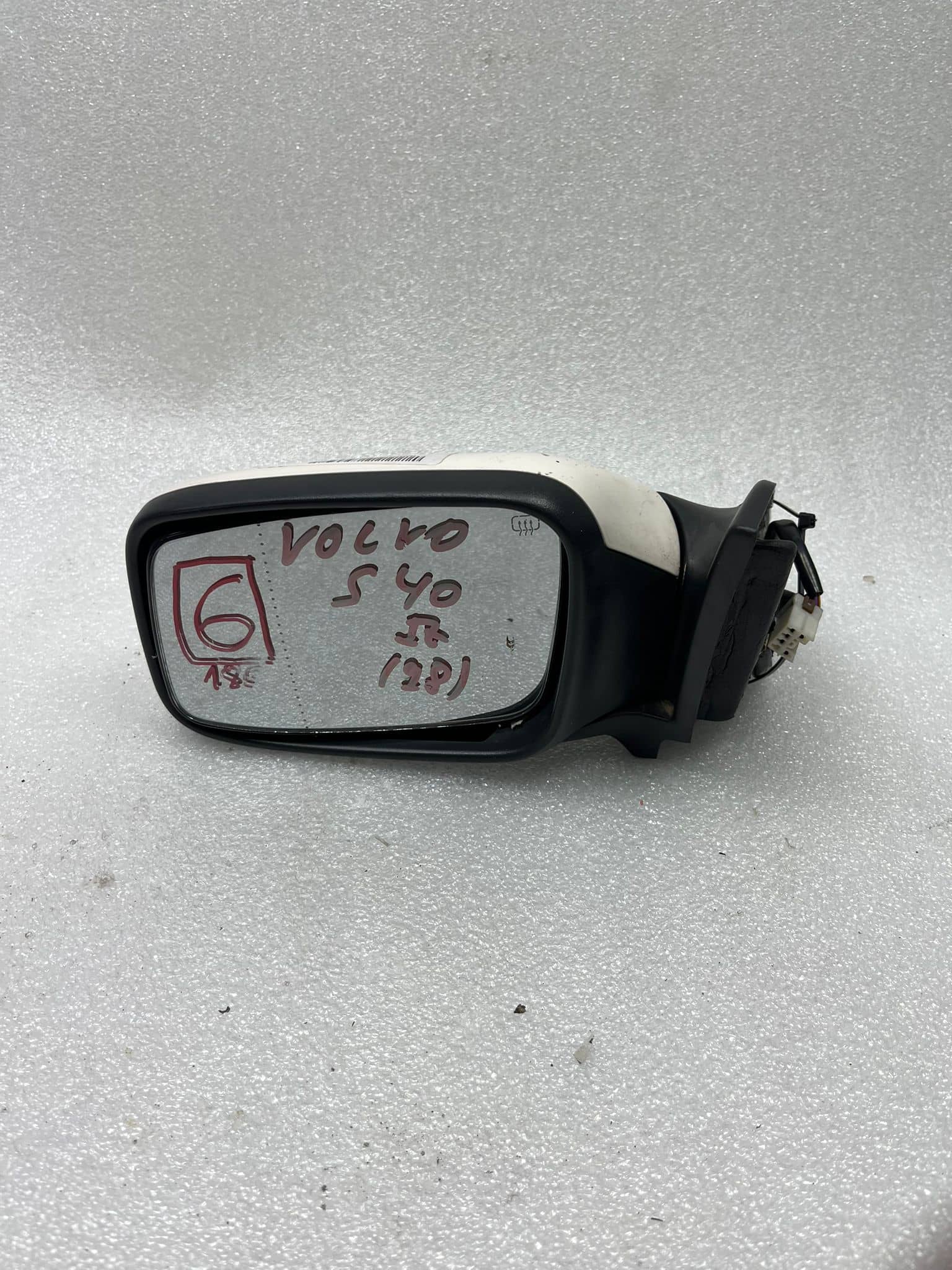 RETROVISOR IZQUIERDO