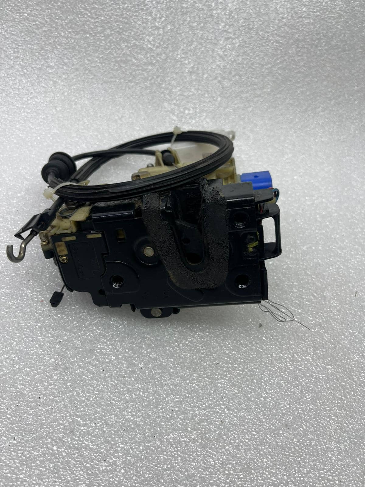 CERRADURA PUERTA DELANTERA DERECHA
