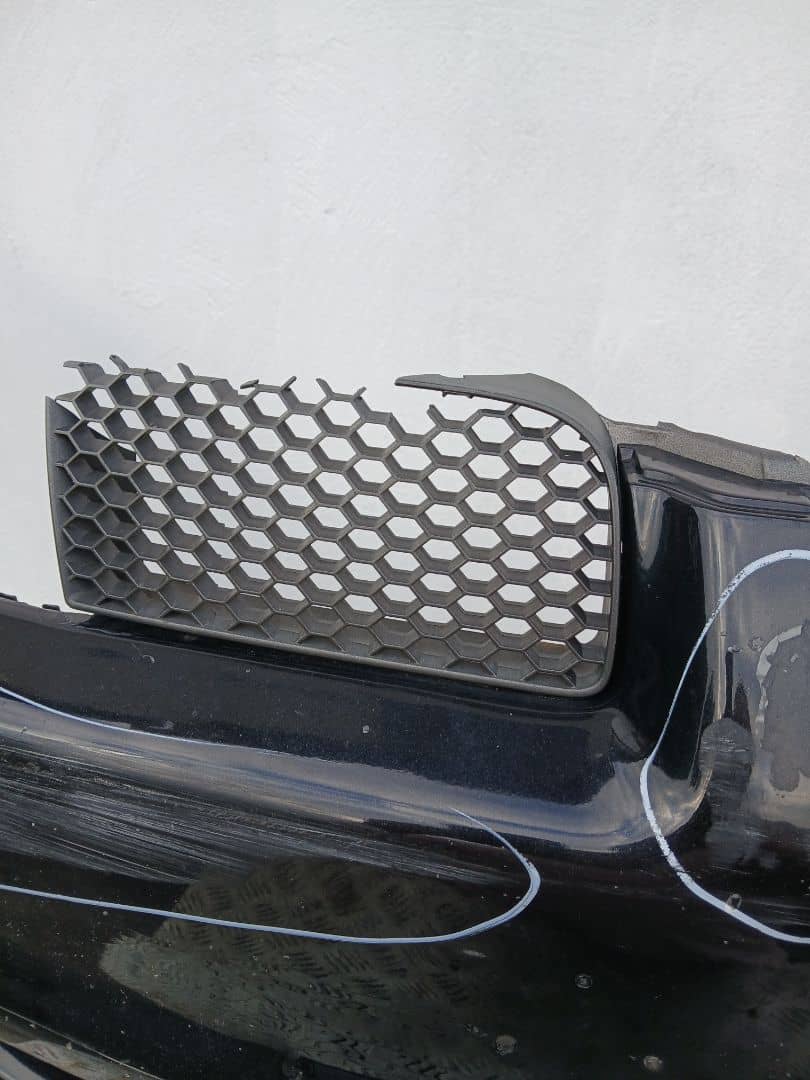 PARAGOLPES DELANTERO
