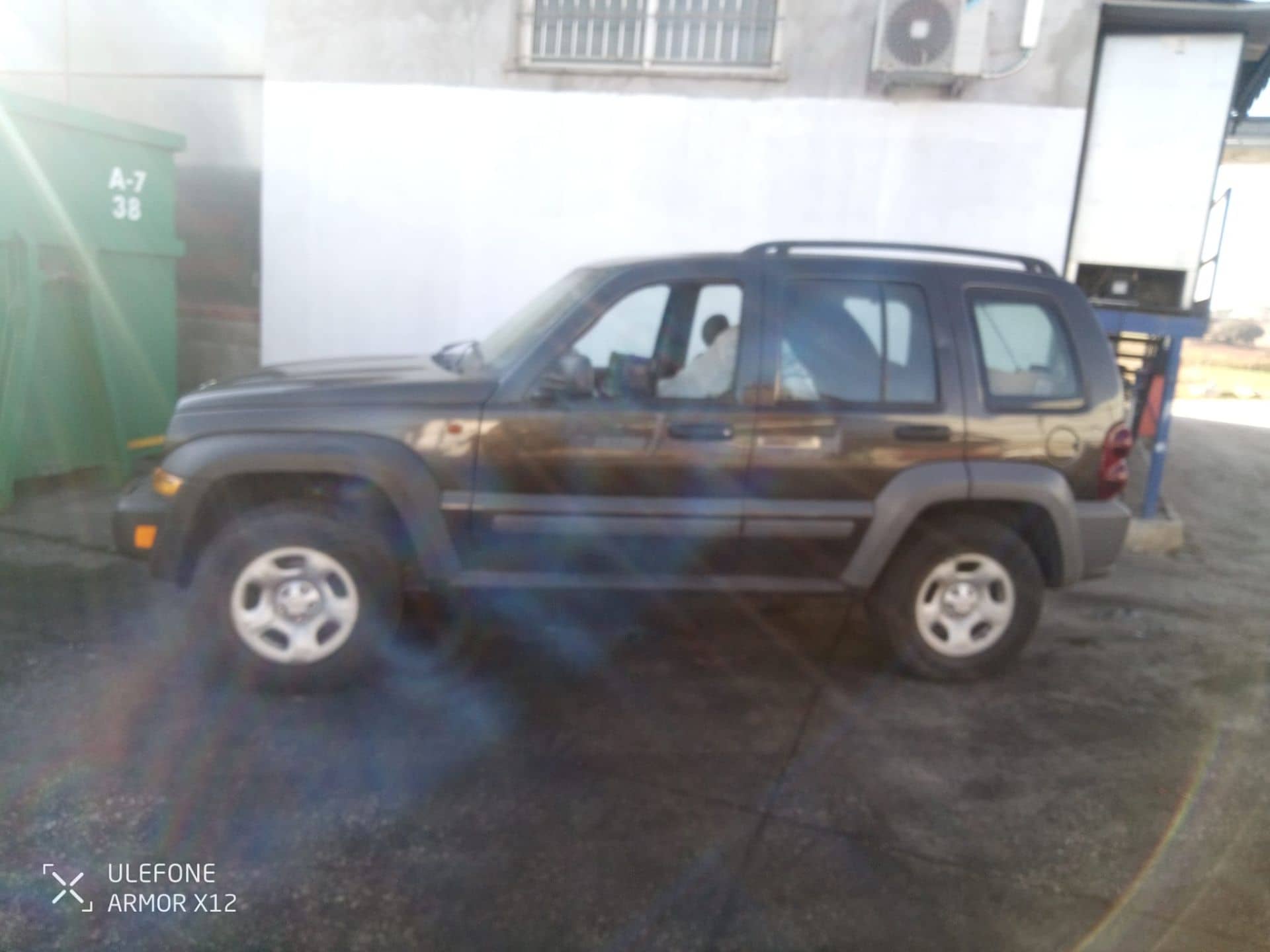 Jeep Cherokee (KJ)(2002->)
