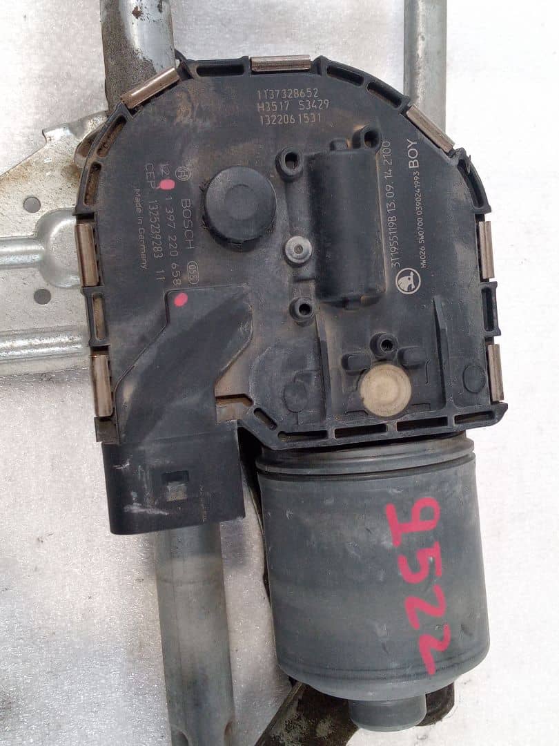 MOTOR LIMPIA DELANTERO
