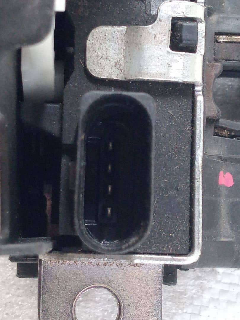 CERRADURA MALETERO / PORTON